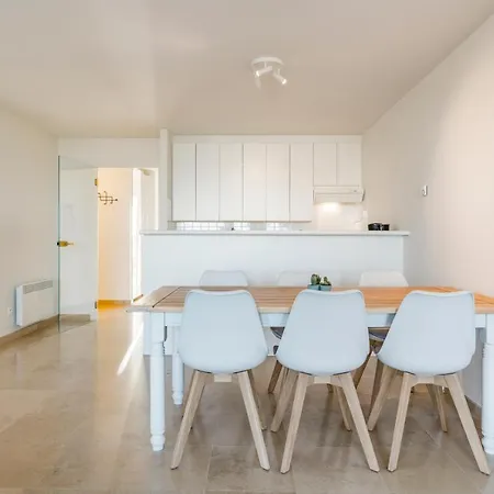 Apartamento Ster Der Zee-fijn App Met Uitgestrekt Zicht Op Zee Koksijde
